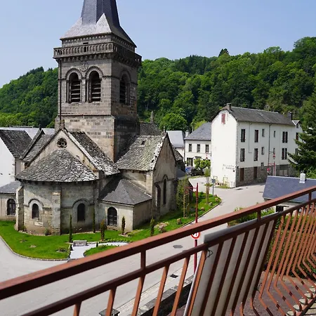 Le Balcon D'auxane - Entre Ciel, Et Montagne Apartamento Chambon-sur-Lac