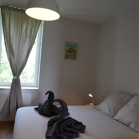 Le Balcon D'auxane - Entre Ciel, Et Montagne Chambon-sur-Lac