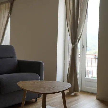 Le Balcon D'auxane - Entre Ciel, Et Montagne Chambon-sur-Lac